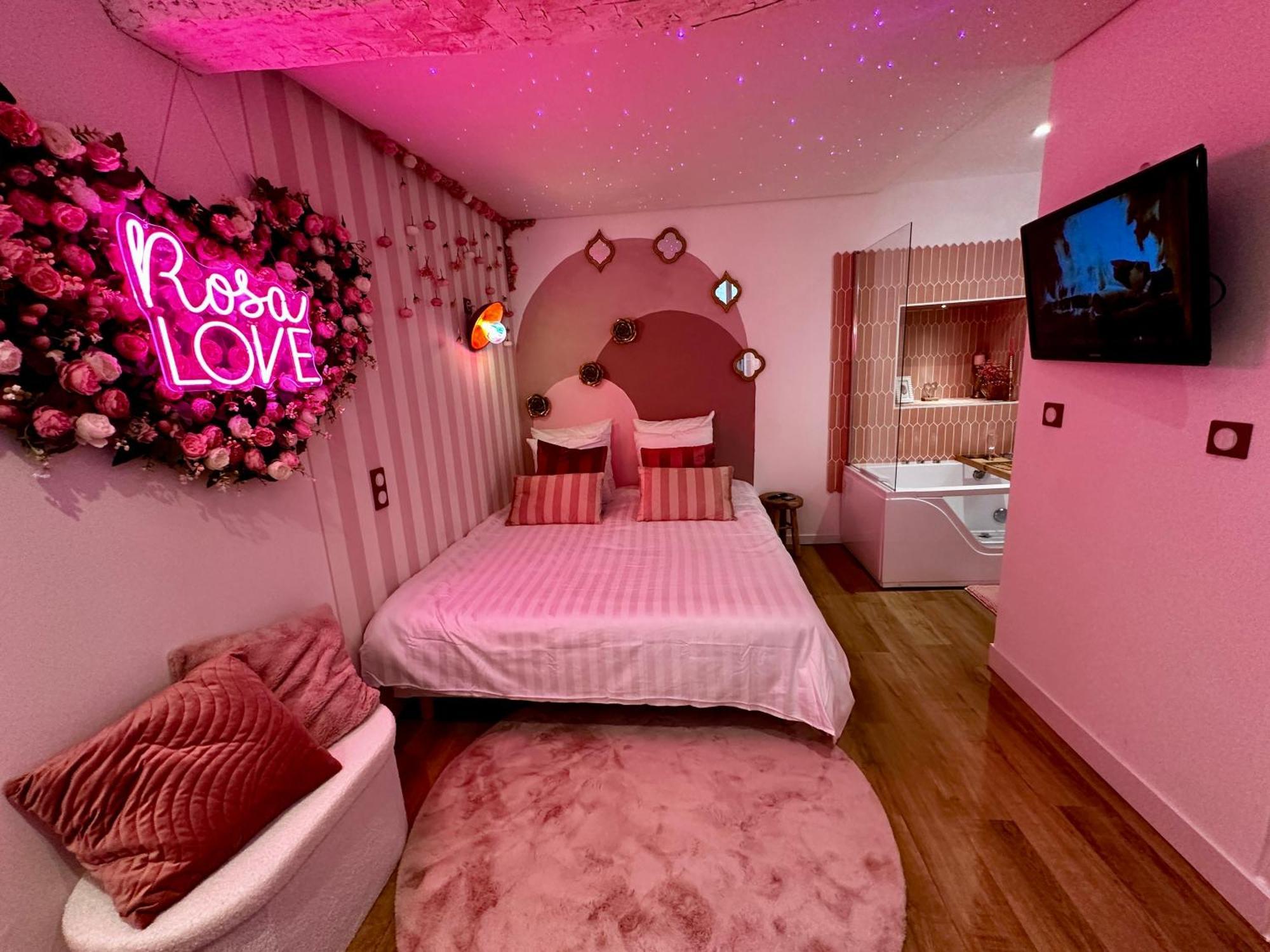 Romantic Room - Balneo - Ciel Etoile - Free Wifi - Netflix - Hyper Centre 뻬제나 외부 사진